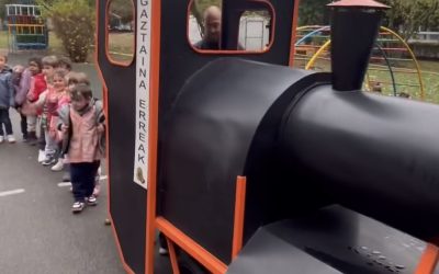 Visita del castañero / Gaztain saltzailearen bisita